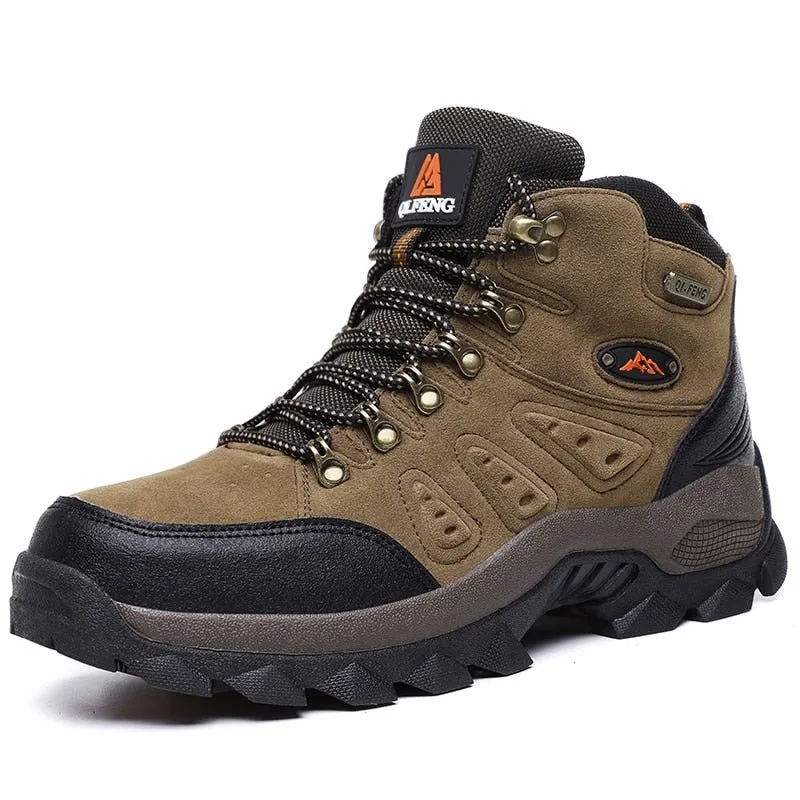 Montana Mountains Men's Hiking Boots - Brown