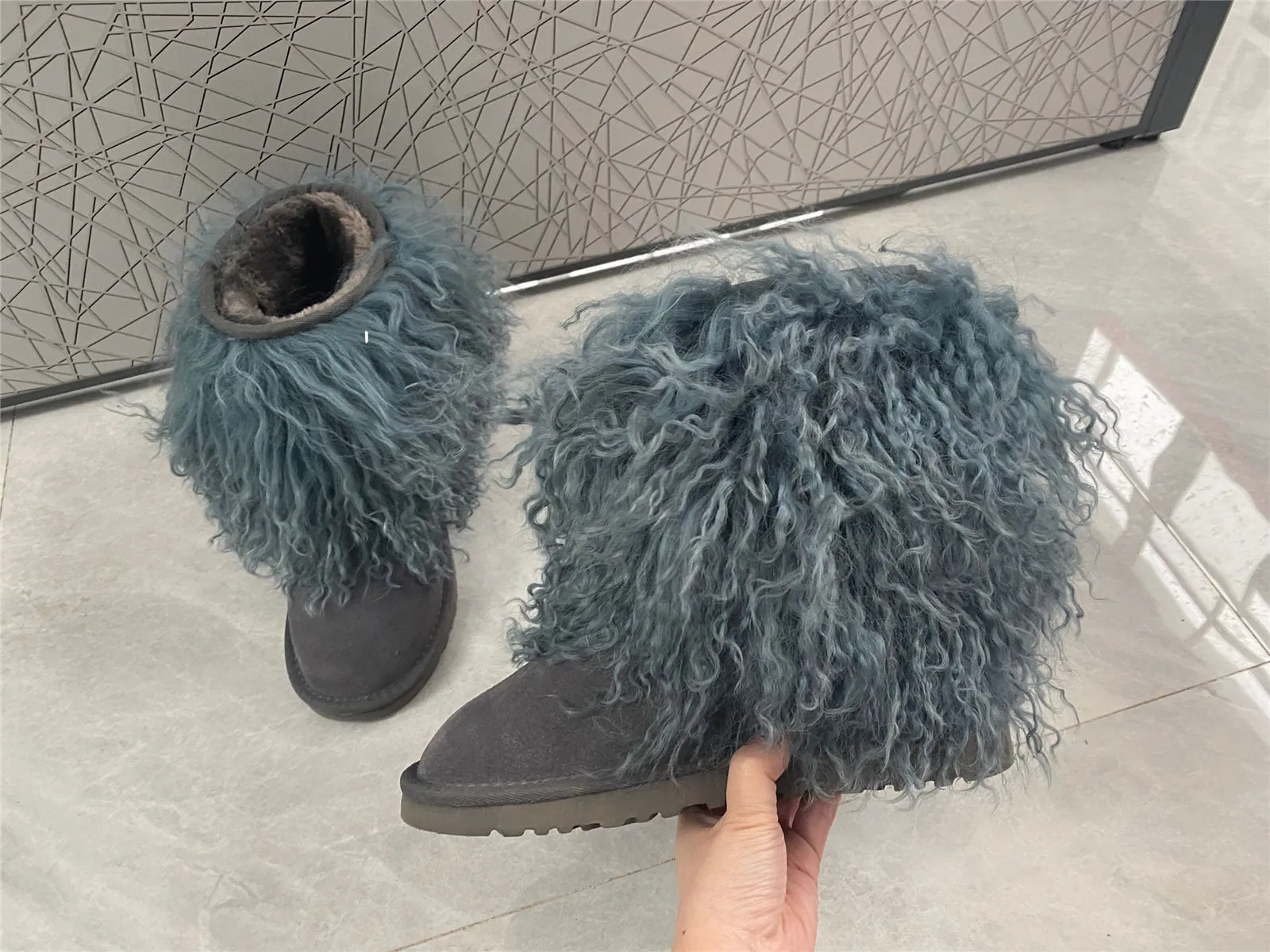 Women's Fluffy Real Mongolian Sheep Mid Half Hair Boot Furry Snow Boots With Comf Warm Booties With Wool Lining