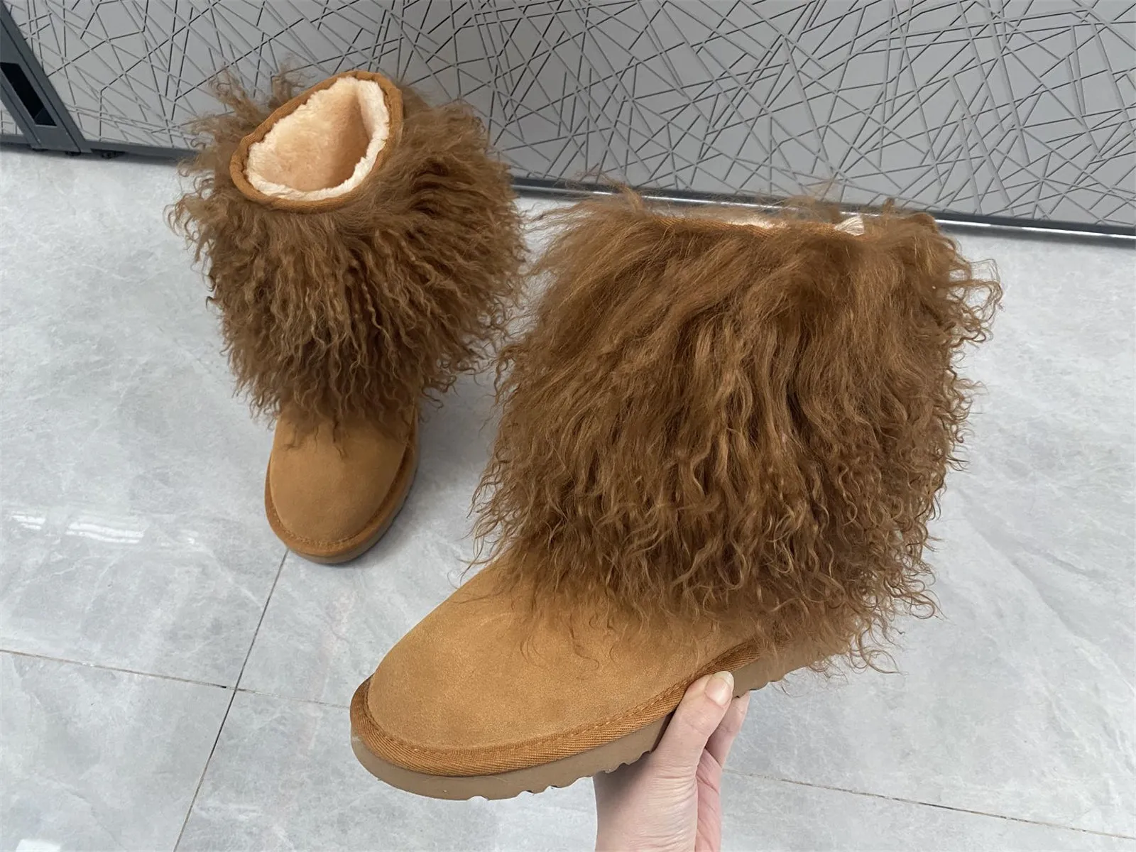 Women's Fluffy Real Mongolian Sheep Mid Half Hair Boot Furry Snow Boots With Comf Warm Booties With Wool Lining